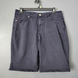 Judy Blue Women's 2XL Black Shorts 12" Inseam